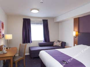 Premier Inn London Greenwich - image 7