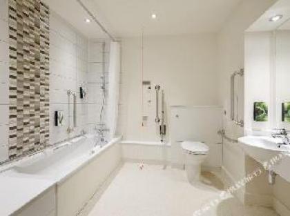 Premier Inn London Clapham - image 11