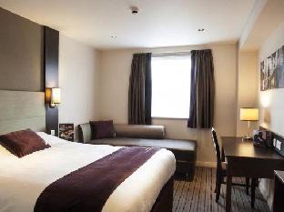 Premier Inn London Clapham - image 2