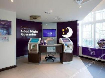 Premier Inn London Clapham - image 6