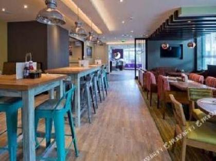 Premier Inn London Clapham - image 7