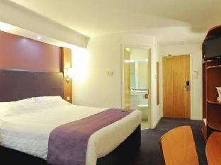 Premier Inn London Hanger Lane - image 3