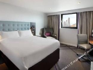 Premier Inn London City (Old Street) - image 6