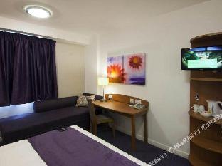 Premier Inn London Harrow - image 2