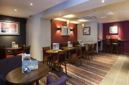 Premier Inn London Richmond - image 14