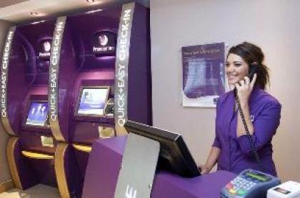 Premier Inn London Richmond - image 17