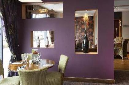 Premier Inn London Richmond - image 9