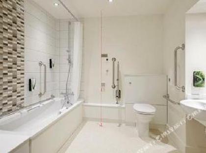 Premier Inn London Orpington - image 10