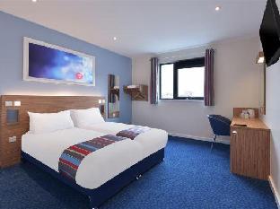 Travelodge London Park Royal Hotel - image 5