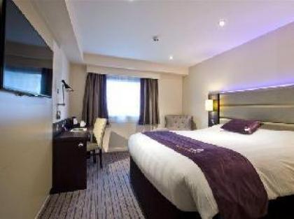 Premier Inn London Chiswick - image 12