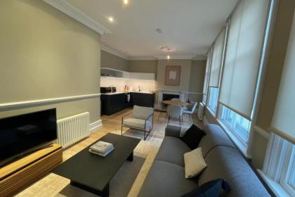 Central 1 Bedroom Apartment in Farringdon - image 8