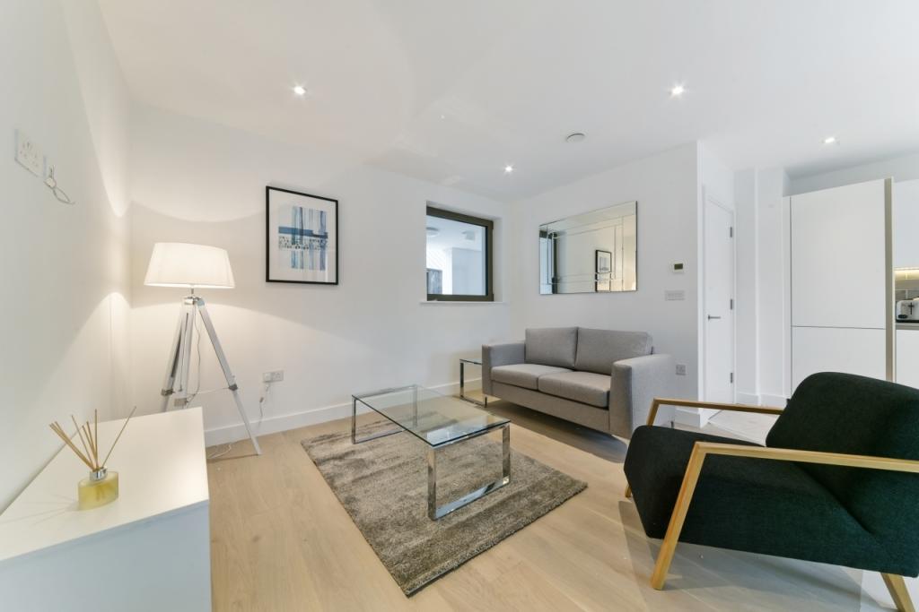 Spitafields Wentworth Apartment - main image