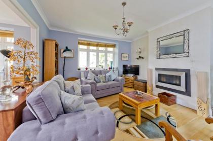 Delightful apartment in prime location near Hampstead Heath by UnderTheDoormat - image 14