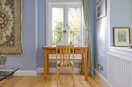 Delightful apartment in prime location near Hampstead Heath by UnderTheDoormat - image 17