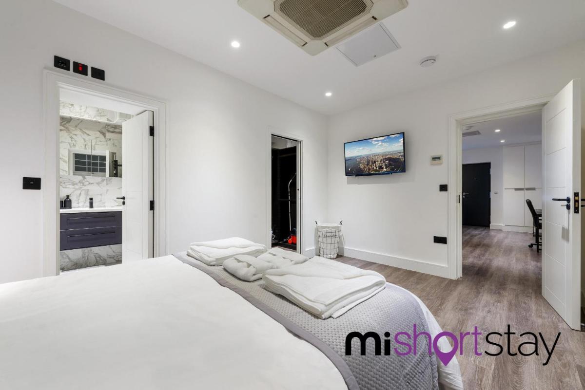 The Residence Fitzrovia - Private One Bedroom Apartment With Own Entrance - image 5