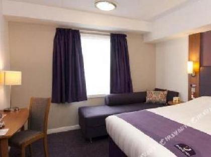 Premier Inn London City (Tower Hill) - image 5