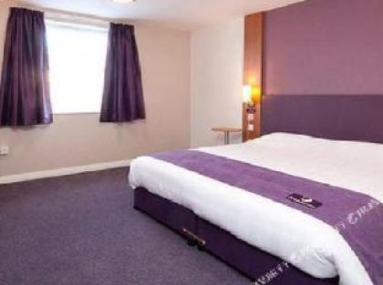 Premier Inn London St Pancras - image 8