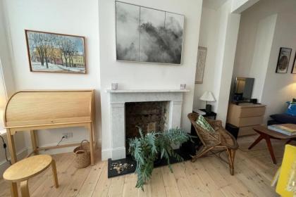 Beautiful 4 Bedroom Family Home in Clerkenwell - image 10