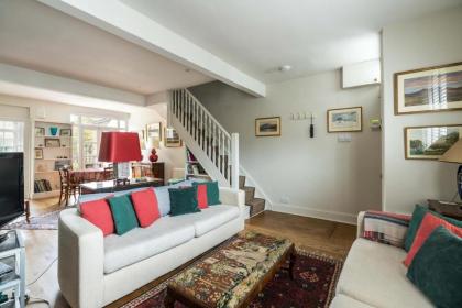 Charming 2BD Garden House - Hammersmith - image 4