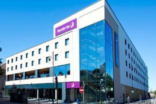 Premier Inn Staines Upon Thames - image 7