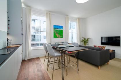 GuestReady - Luxury Central London Apartment - image 13