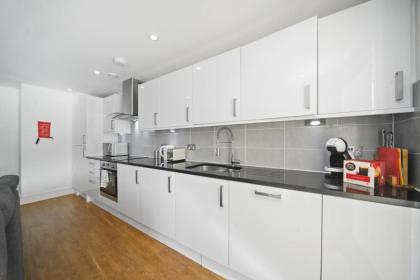 Modern Apartments in Bayswater Central London FREE WIFI & AIRCON by City Stay Aparts London - image 14