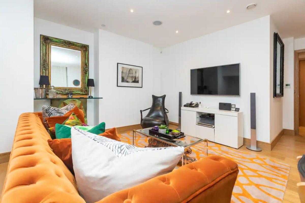 Luxurious 2 Bedroon Flat in the Heart of London - image 4