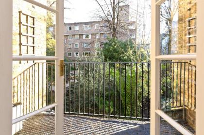 Bright one bedroom apartment with balcony in Maida Vale by UnderTheDoormat - image 15