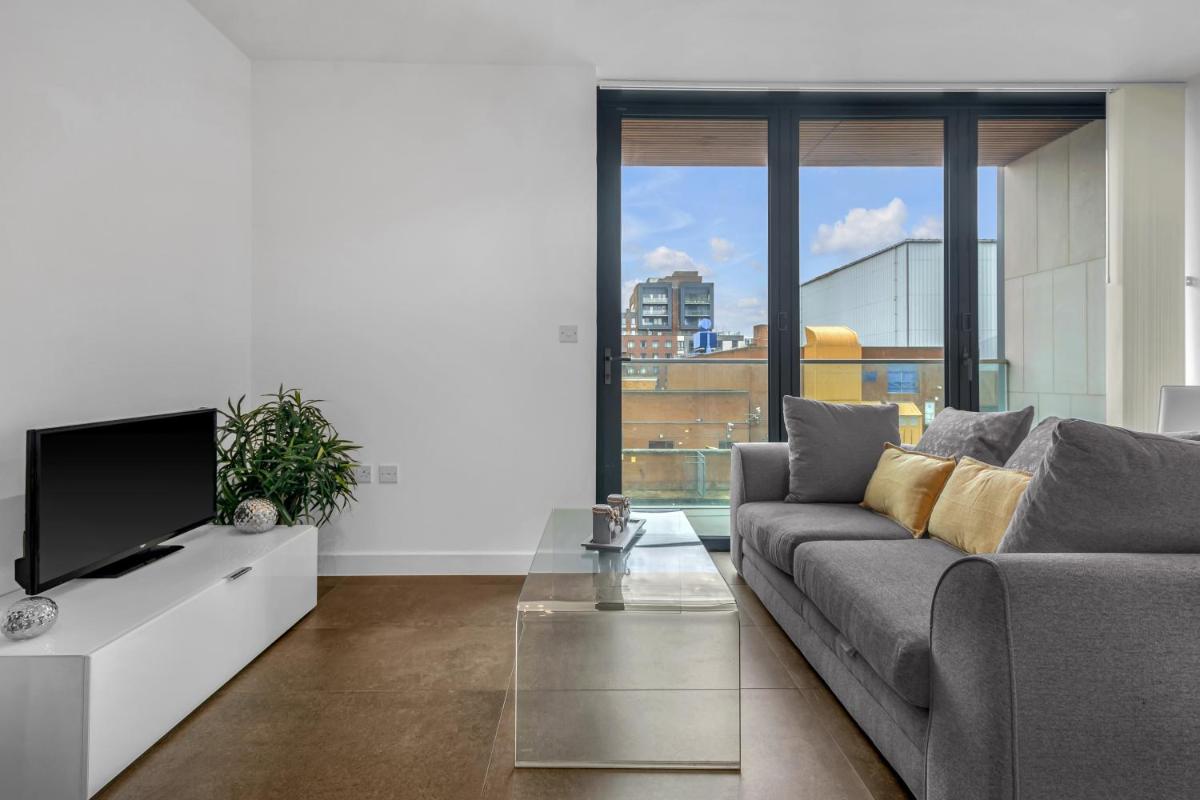 Modern One Bedroom Apartments in Old Street - main image