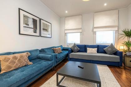 Goodge Apartments - image 3