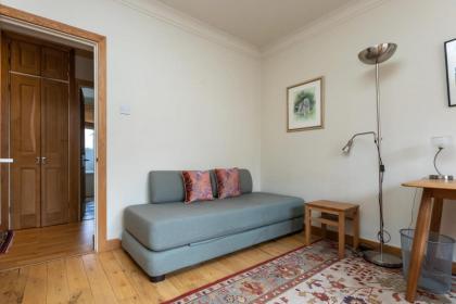 Large & Central 2BD Flat - Kensington - image 16