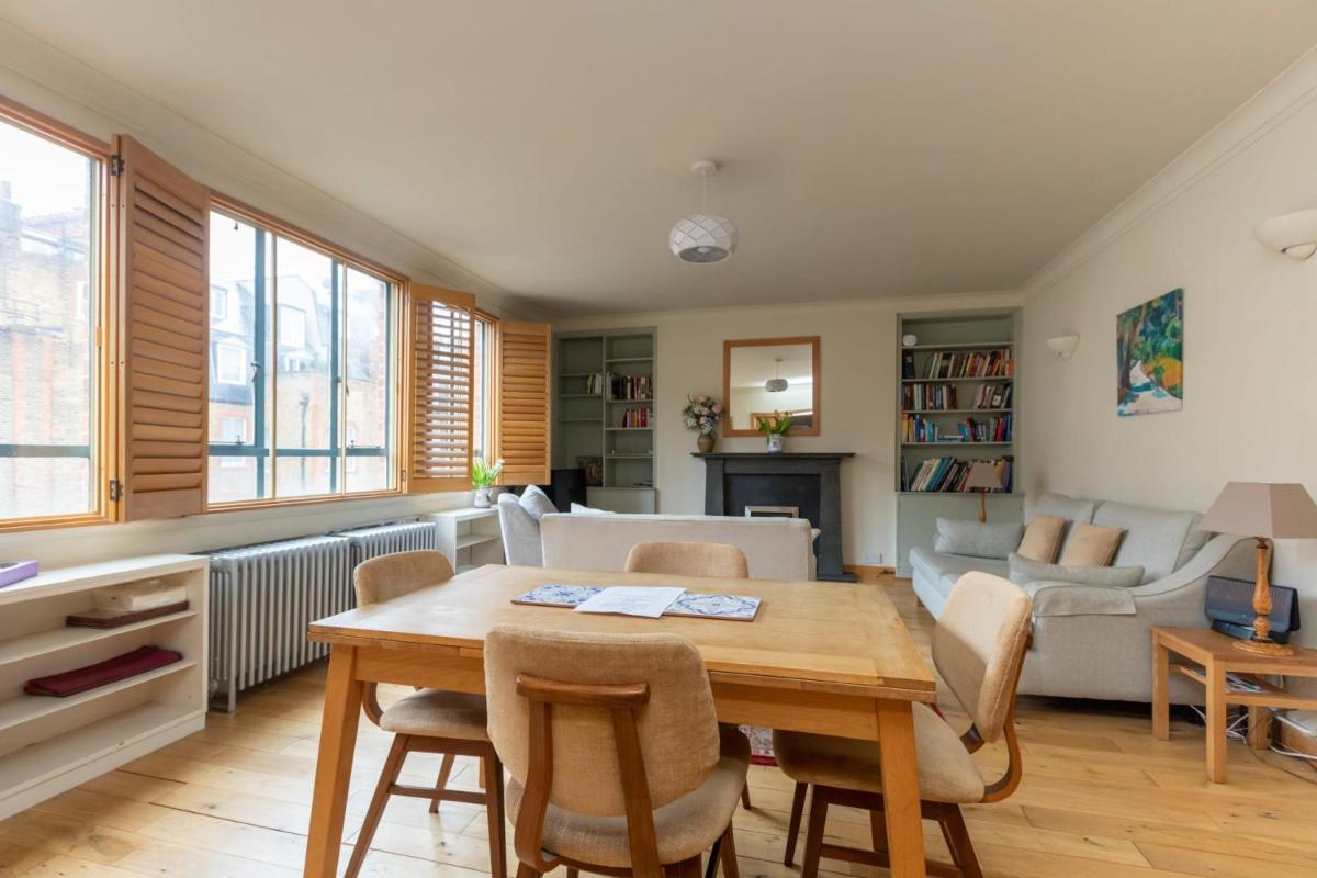 Large & Central 2BD Flat - Kensington - image 6