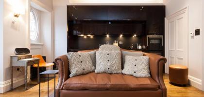 The Chesterfield Suite - image 2