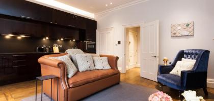 The Chesterfield Suite - image 3