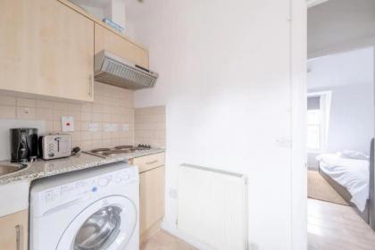 Central & Compact 1BD - 5min walk to Paddington - image 15