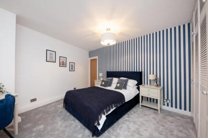 Chic 1 Bed Flat Zone 2 Hampstead Swiss Cottage - image 16