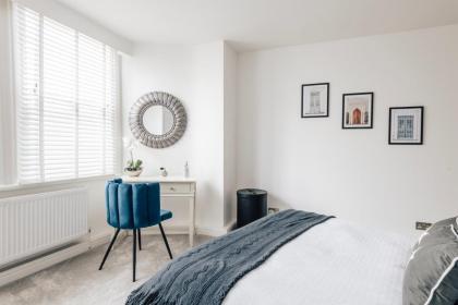 Chic 1 Bed Flat Zone 2 Hampstead Swiss Cottage - image 19