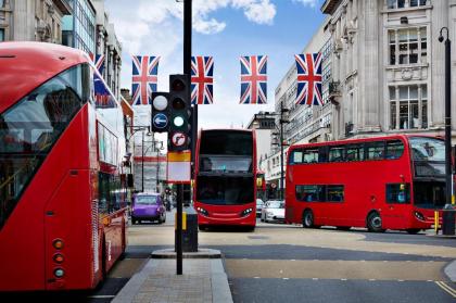 Oxford Circus Oasis: 1BR 1Bath and Loads of Sass - image 19