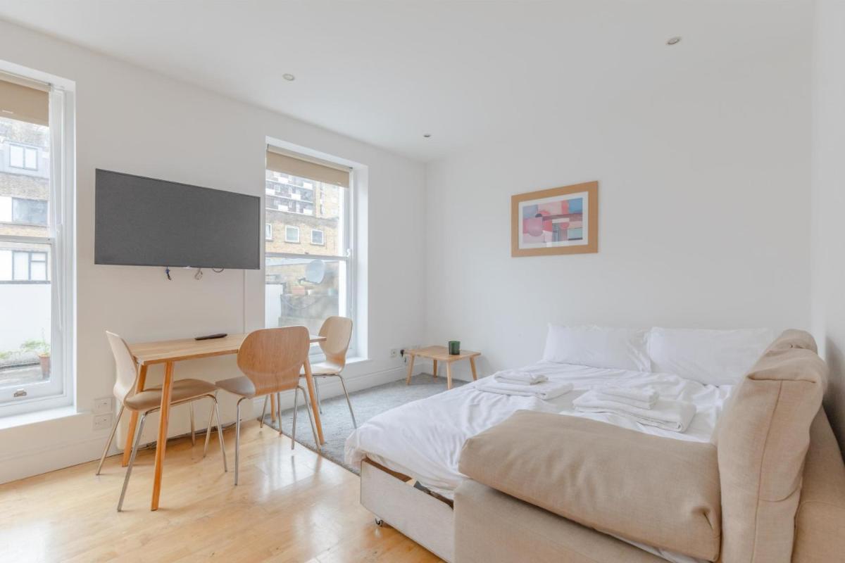 Bright and Spacious 1BD Flat - Camden - image 3