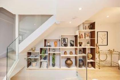 The Fulham Terraced - Stunning 3BDR House - image 10