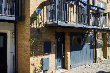 The Fulham Terraced - Stunning 3BDR House - image 20