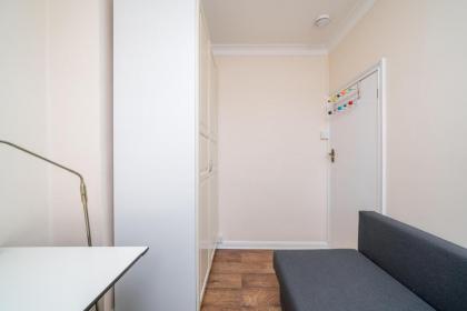 Cosy 3 Bed Home nr Canary Wharf - image 19