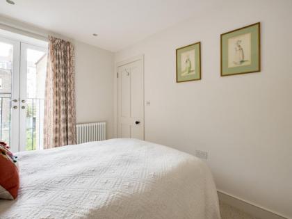 Pass the Keys Lovely 3 bedroom Mews House in Chelsea - image 19