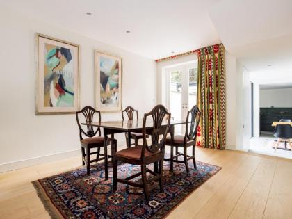 Pass the Keys Lovely 3 bedroom Mews House in Chelsea - image 4