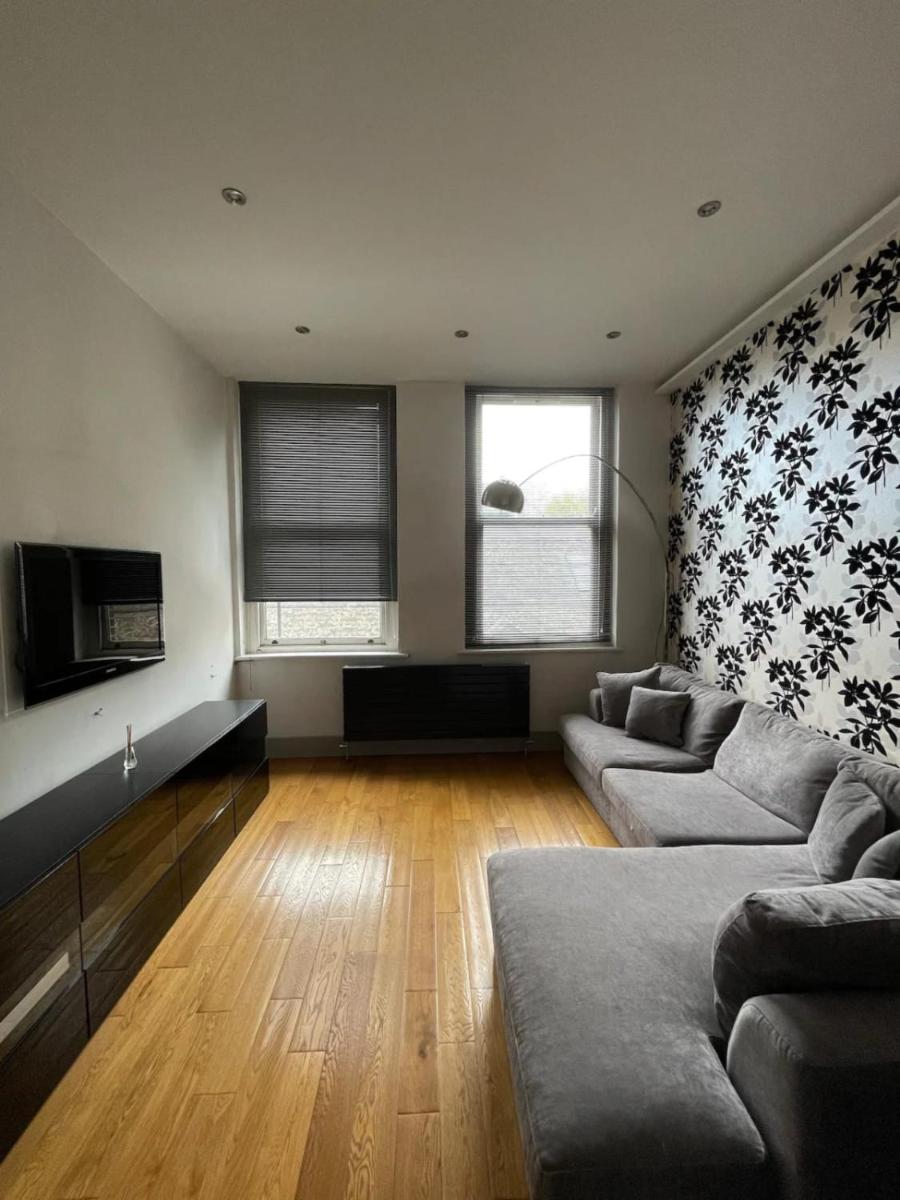 Stylish 1BD Flat - 1 Min from Bethnal Green - image 4