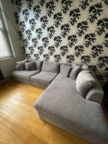 Stylish 1BD Flat - 1 Min from Bethnal Green - image 5