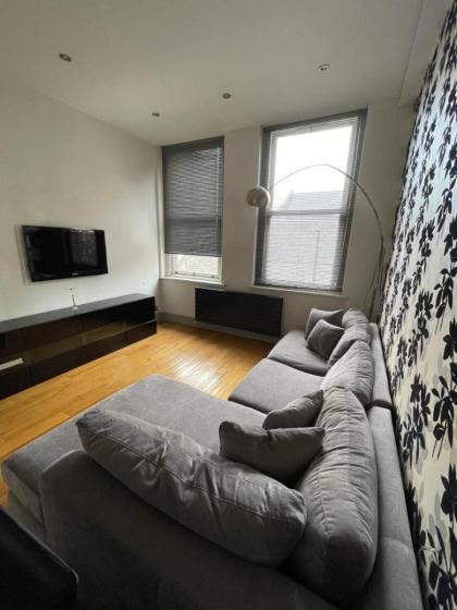 Stylish 1BD Flat - 1 Min from Bethnal Green - image 9