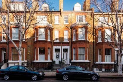 The Luxury 'Treehouse' - One bed Little Venice - image 13