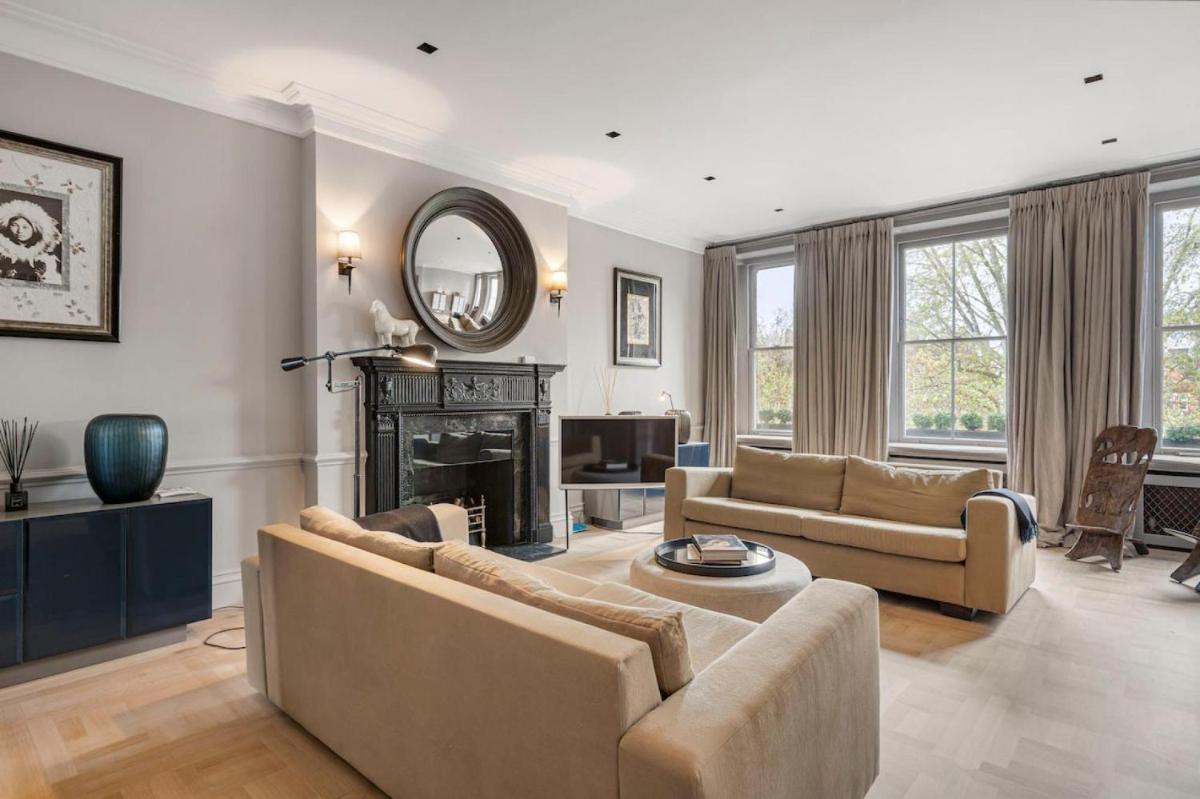 Spacious 2 bedroom apartment in Cadogan Square - main image