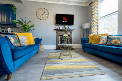 Stylish & Cosy 3bdr In Fulham with roof terrace